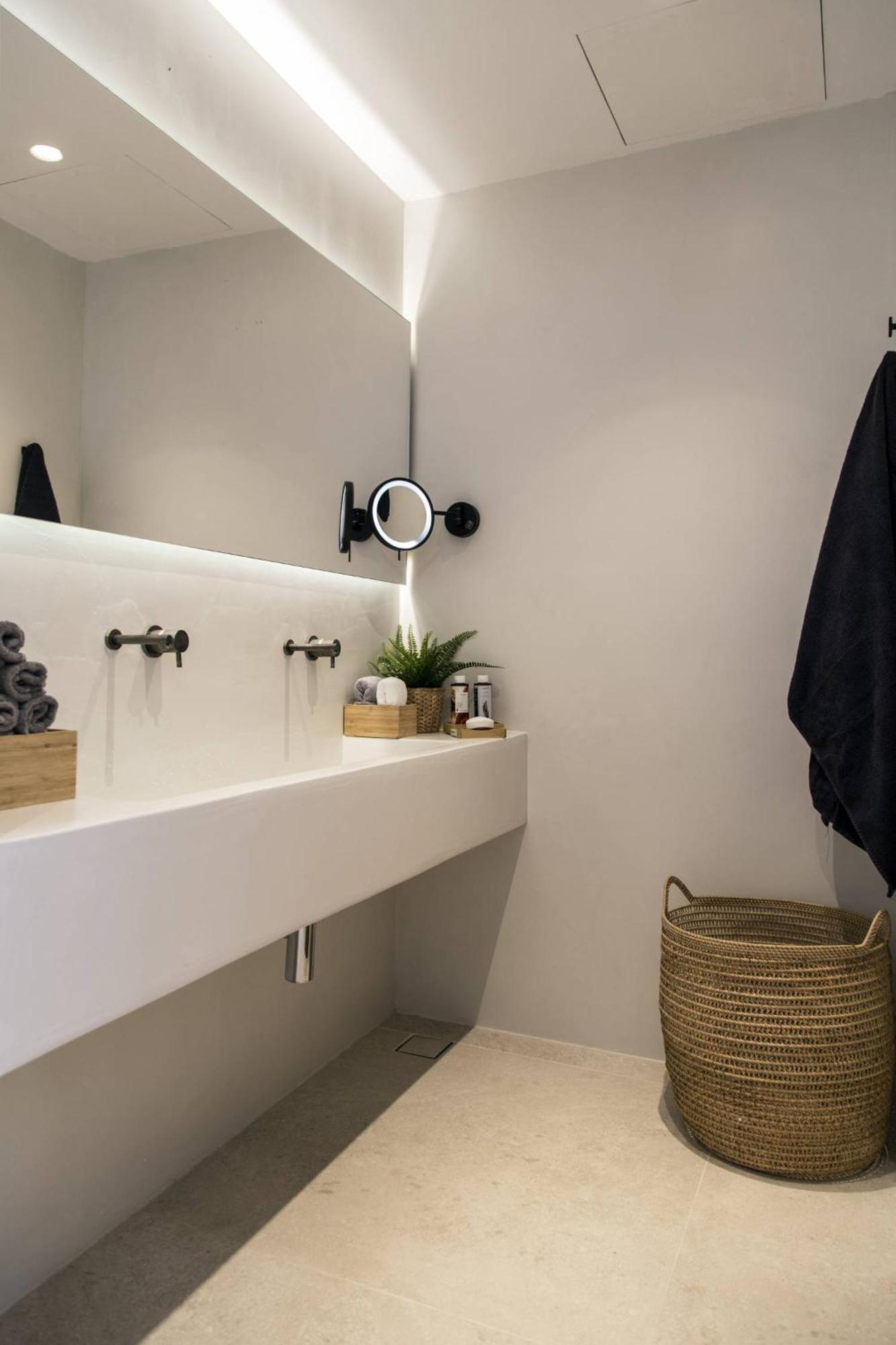 Hide Out Suites Милопотас Номер фото